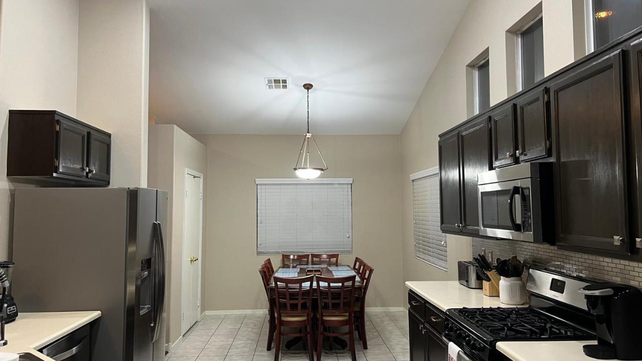 Sweet Spacious 5 Bdrm Home With Pool Las Vegas Exterior foto
